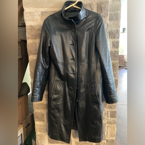 Danier Jackets & Blazers - Danier leather jacket
